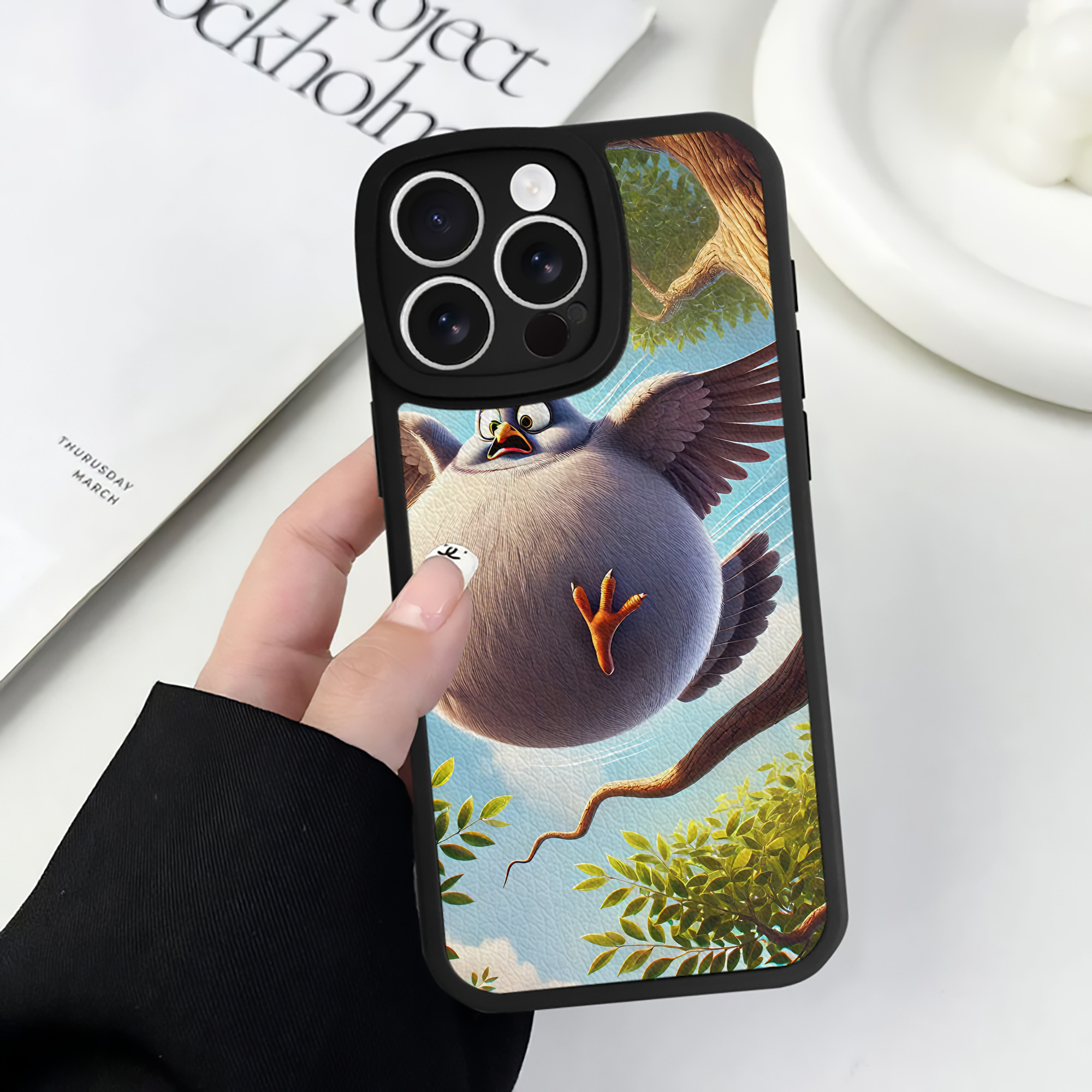 （画像用） Angry Birds アングリーバード 【iPhone 16シリーズ対応】シリコンスマホケース（レザー調） 材質：シリコン